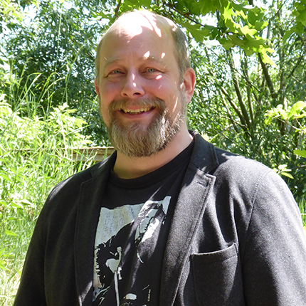 Dr. Knut Knackstedt