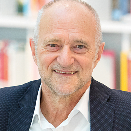 Dr. Wolfgang Niess