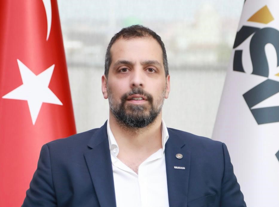 Kamil Manzak