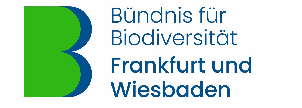 Logo des Bündnisses für Biodiversität Frankfurt und Wiesbaden mit stilisiertem grün-blauem Buchstaben B.