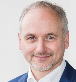 Veit Mathauer