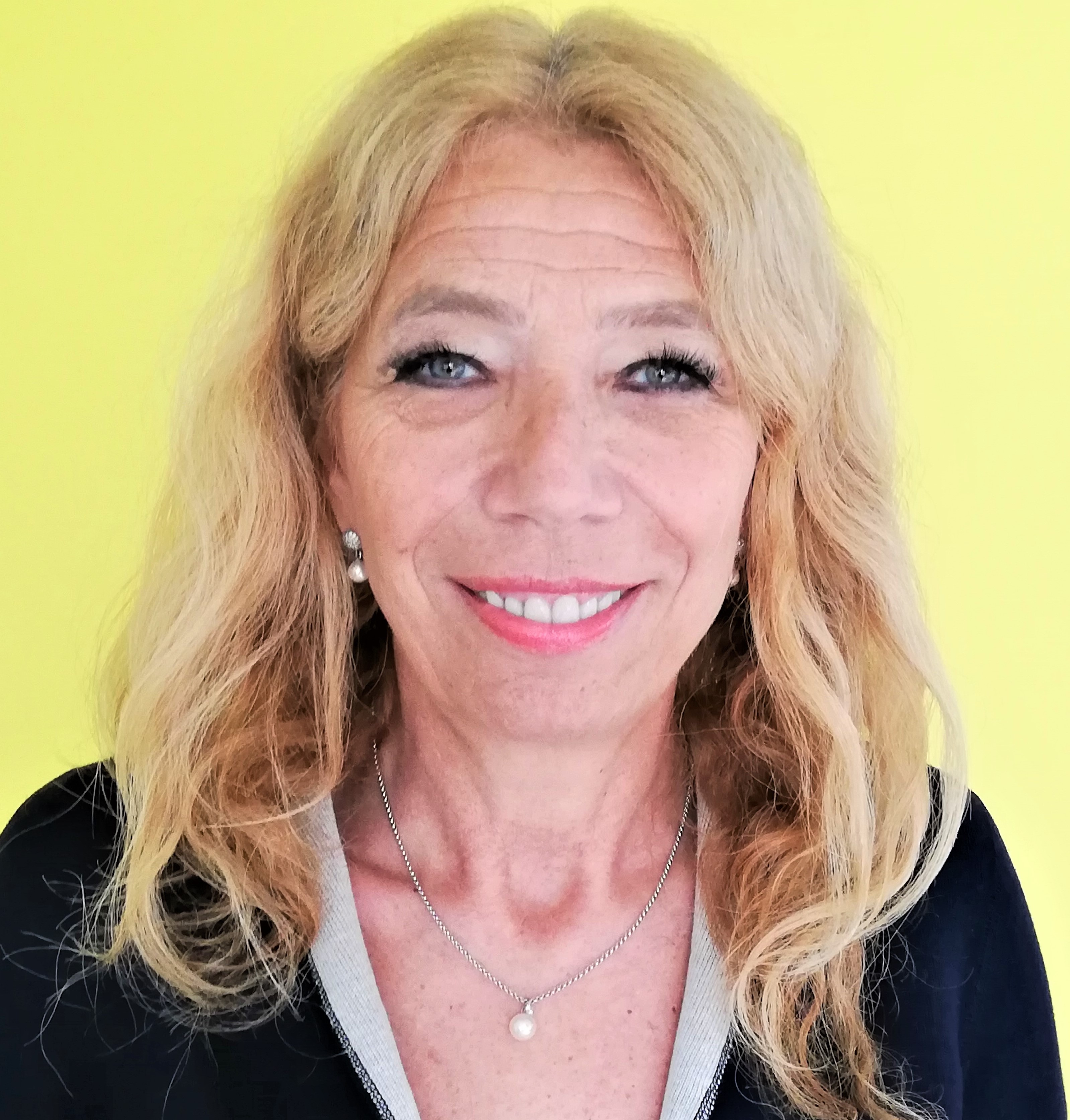 Dr. Lisa Federle