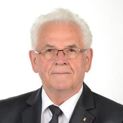 <p><span style="color:#ffffff;>">Prof. Dr. Manfred Maus </span></p>