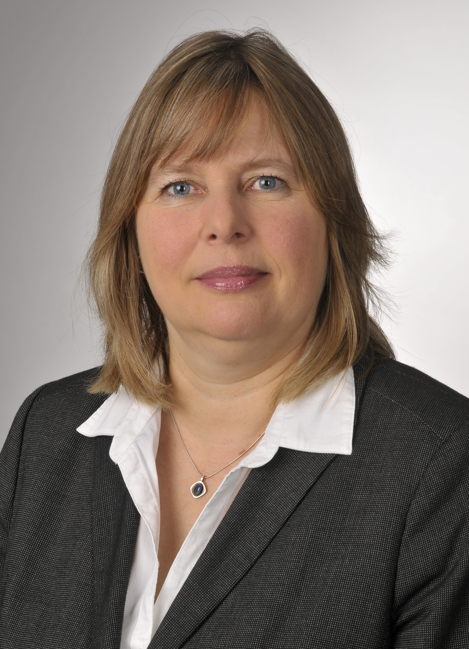 Dr. Barbara Jonischkeit