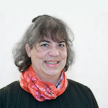 Dr. Cornelia Brucklacher 