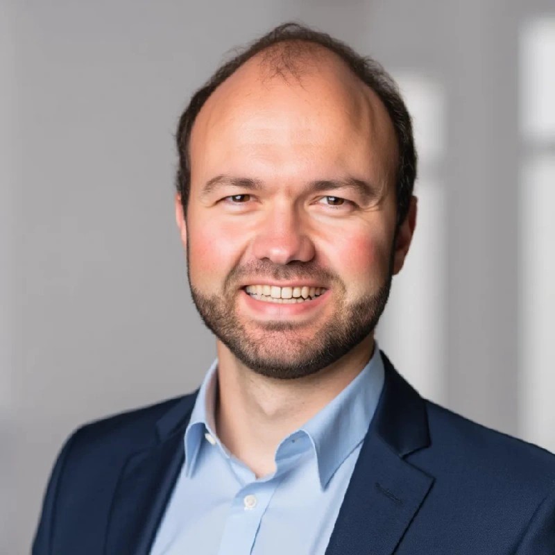 Dr. Patrick Bäurer
