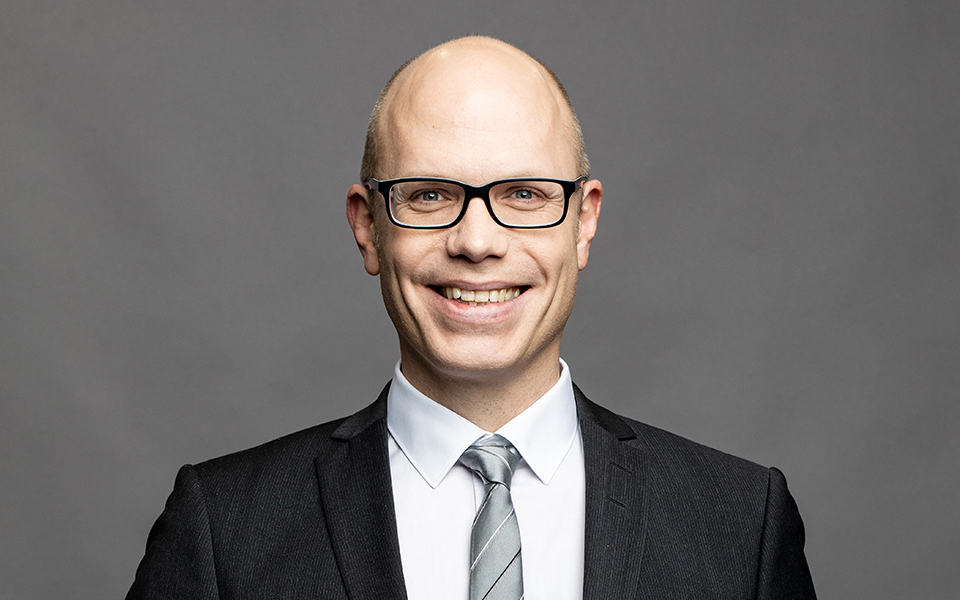 Dr. Cornelius Kruse