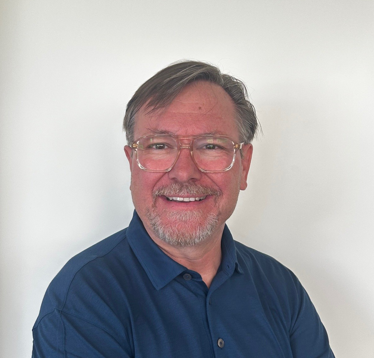 Alexander Tschebull