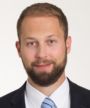 Dr. Sascha Genders