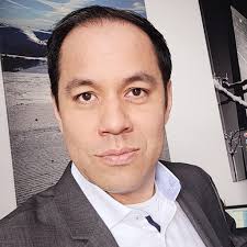 Dr. Tim Rübesam