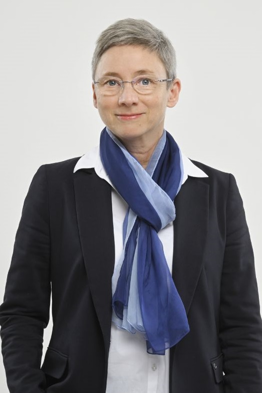 Mag. DI Dr. Brigitte Bach